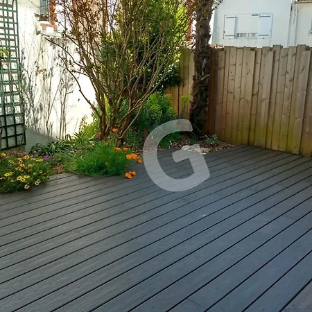 Apartamento 4 Pers A Sur Mer, 80m De La Plage, Terrasse, Parking Inclus - Fr-1-357-324