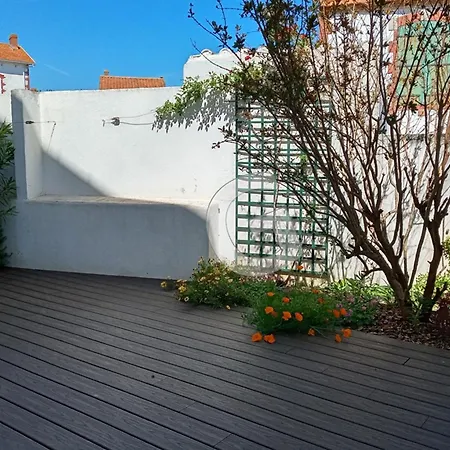 Apartamento 4 Pers A Sur Mer, 80m De La Plage, Terrasse, Parking Inclus - Fr-1-357-324 La Tranche-sur-Mer